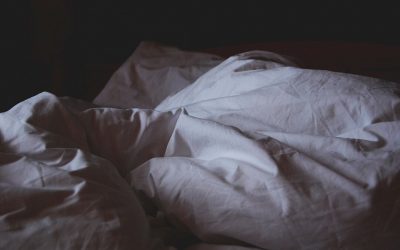 Alergias: síntomas que empeoran por la noche y trucos para dormir mejor
